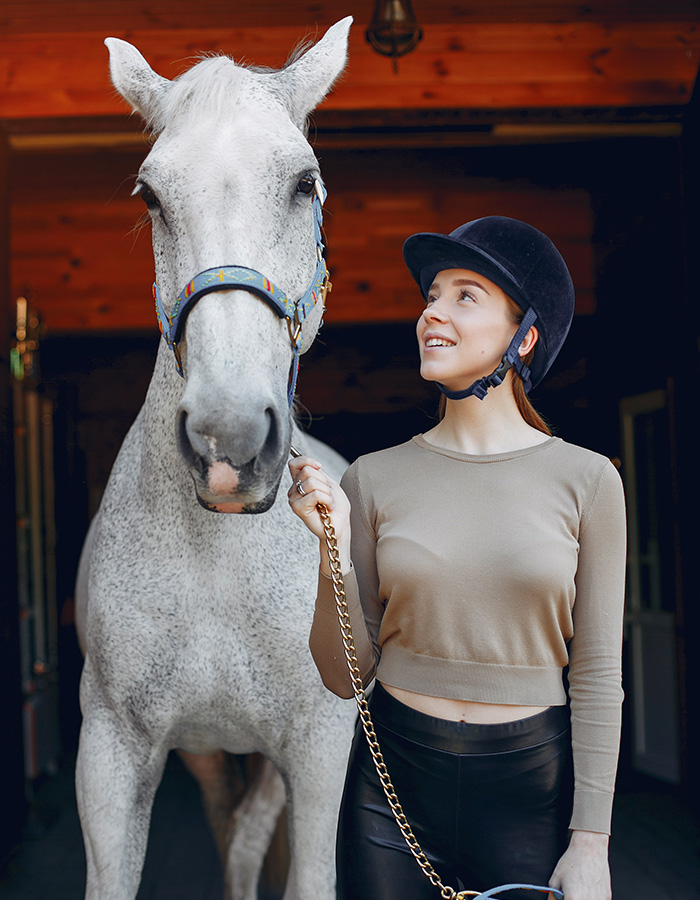 beautiful-woman-standing-with-a-horse-2021-08-26-18-31-05-m9l4vm6-jpg